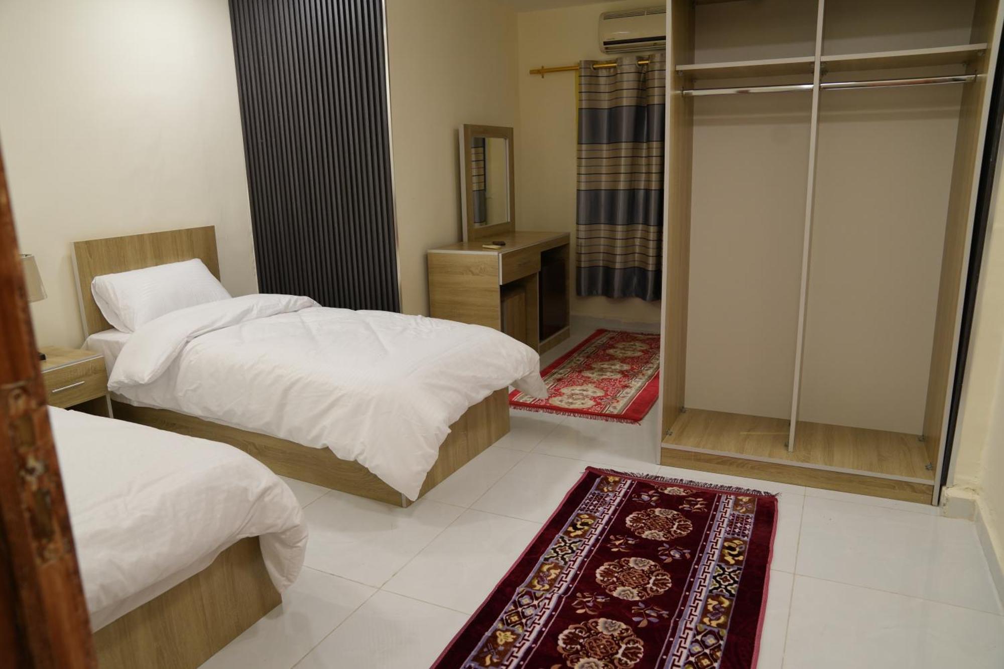 Uncle Ali Hotel ワディ・ムーサ エクステリア 写真